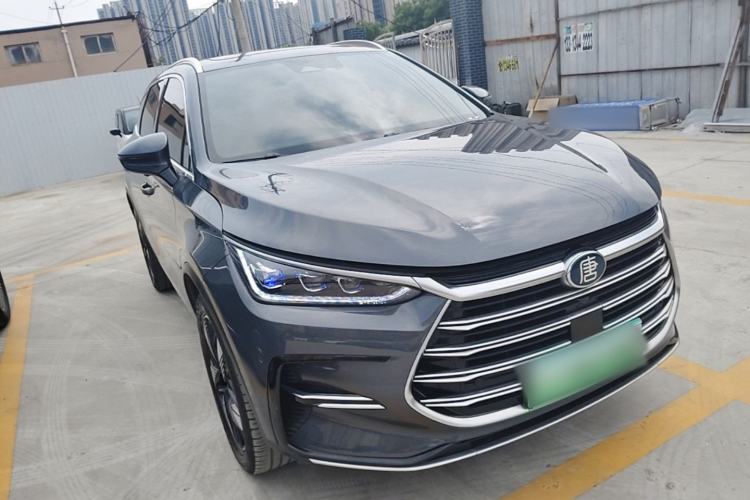 Used BYD Tang New Energy 2023 DM-i Champion Edition 112KM Prestige Model Front Right 45 Deg