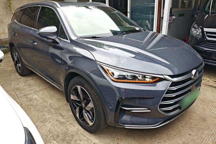 Used BYD Tang New Energy 2023 DM-i Champion Edition 112KM Prestige Model Front Right 45 Deg