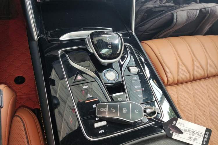 Used BYD Tang New Energy 2023 DM-i Champion Edition 112KM Prestige Model Gear Lever
