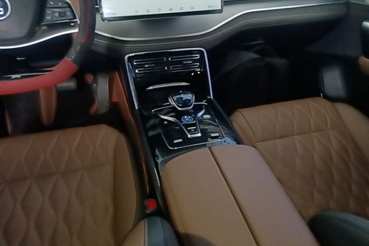 Used BYD Tang New Energy 2023 DM-i Champion Edition 112KM Prestige Model Gear Lever