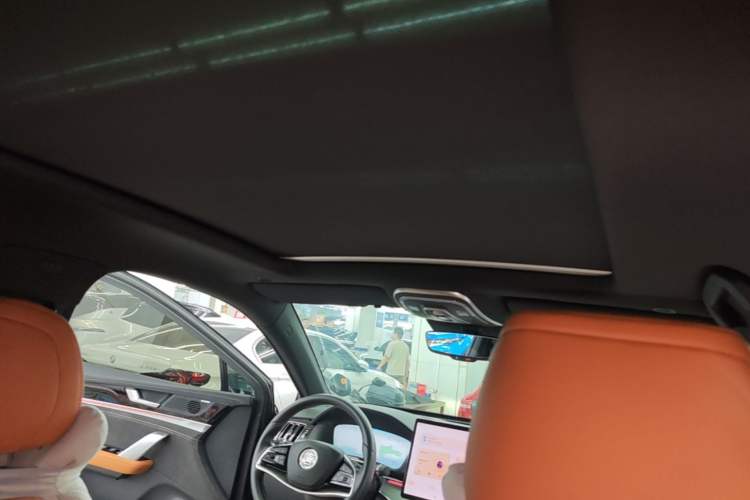 Used BYD Tang New Energy 2023 DM-i Champion Edition 112KM Prestige Model Headliner