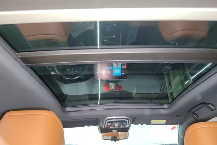 Used BYD Tang New Energy 2023 DM-i Champion Edition 112KM Prestige Model Headliner