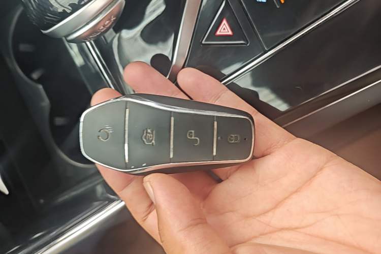 Used BYD Tang New Energy 2023 DM-i Champion Edition 112KM Prestige Model Interior 1
