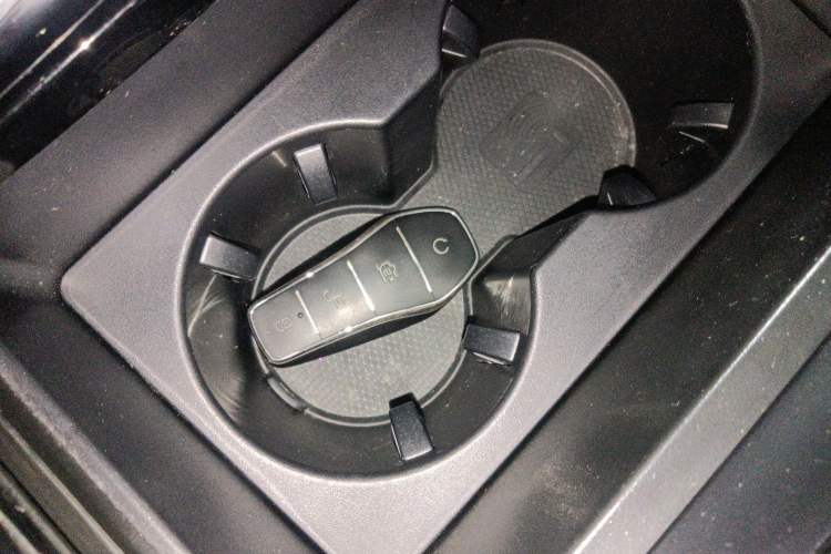 Used BYD Tang New Energy 2023 DM-i Champion Edition 112KM Prestige Model Interior 1