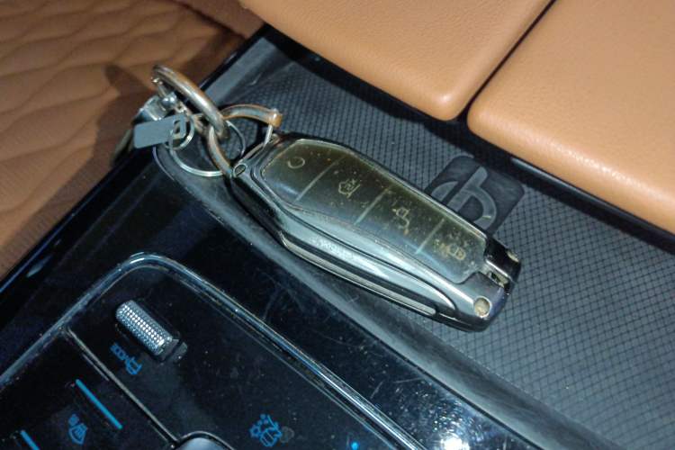 Used BYD Tang New Energy 2023 DM-i Champion Edition 112KM Prestige Model Interior 1