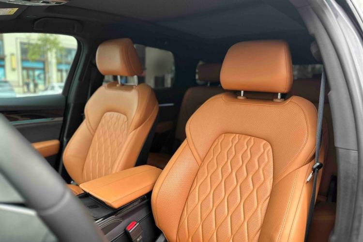 Used BYD Tang New Energy 2023 DM-i Champion Edition 112KM Prestige Model Interior 11