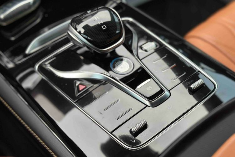Used BYD Tang New Energy 2023 DM-i Champion Edition 112KM Prestige Model Interior 12