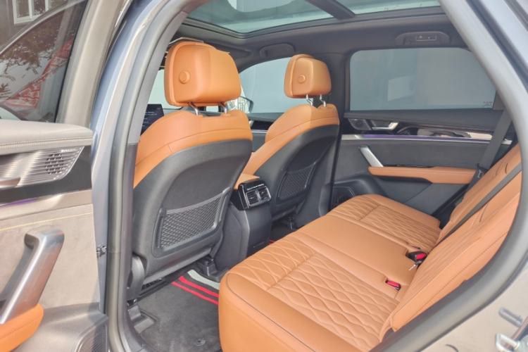 Used BYD Tang New Energy 2023 DM-i Champion Edition 112KM Prestige Model Interior 3