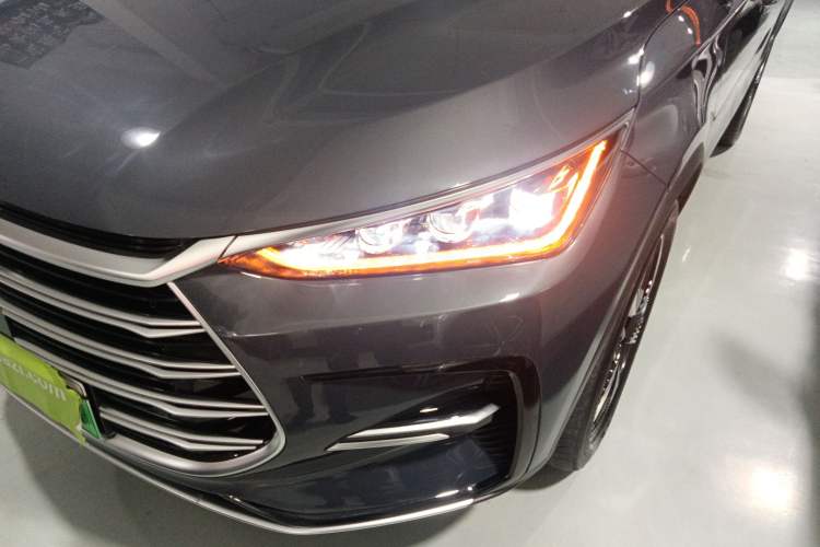 Used BYD Tang New Energy 2023 DM-i Champion Edition 112KM Prestige Model Left Front Headlight