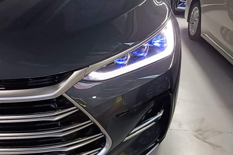 Used BYD Tang New Energy 2023 DM-i Champion Edition 112KM Prestige Model Left Front Headlight