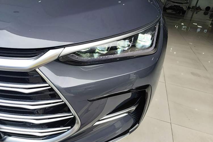 Used BYD Tang New Energy 2023 DM-i Champion Edition 112KM Prestige Model Left Front Headlight