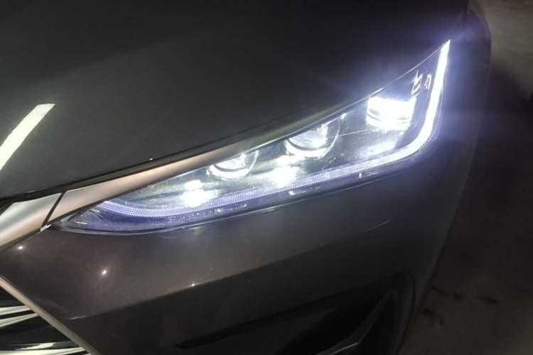 Used BYD Tang New Energy 2023 DM-i Champion Edition 112KM Prestige Model Left Front Headlight