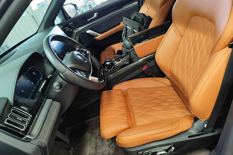 Used BYD Tang New Energy 2023 DM-i Champion Edition 112KM Prestige Model Left Front Seat