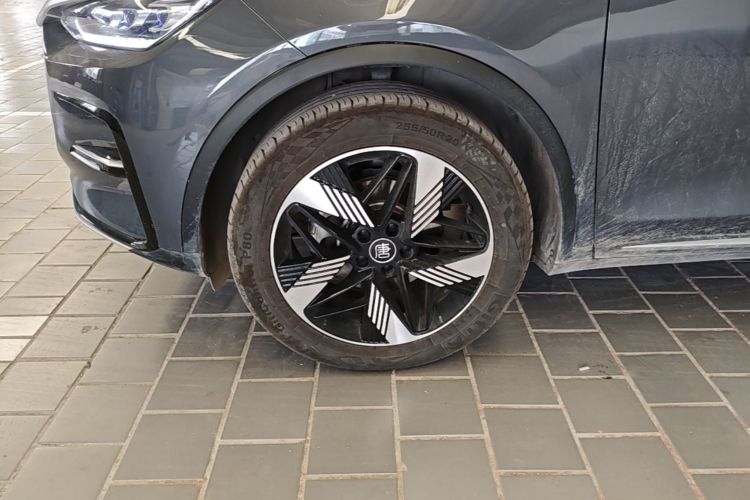 Used BYD Tang New Energy 2023 DM-i Champion Edition 112KM Prestige Model Left Front Wheel Hub