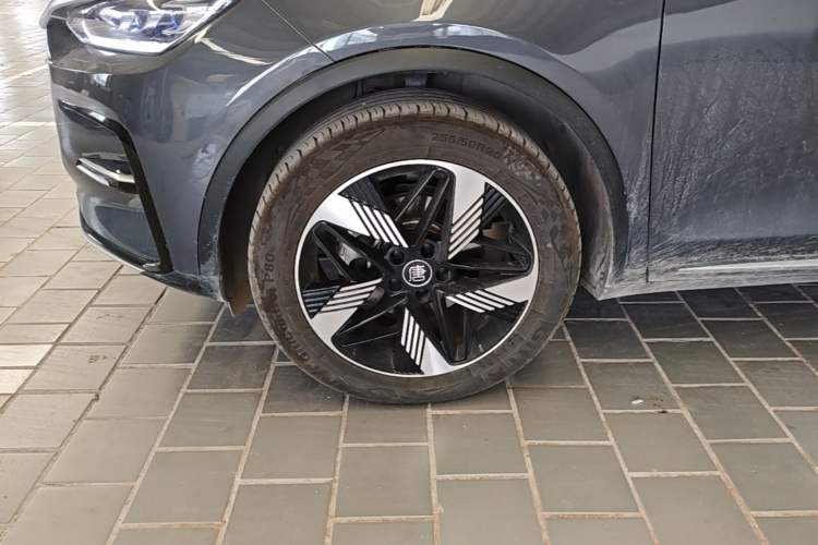 Used BYD Tang New Energy 2023 DM-i Champion Edition 112KM Prestige Model Left Front Wheel Hub
