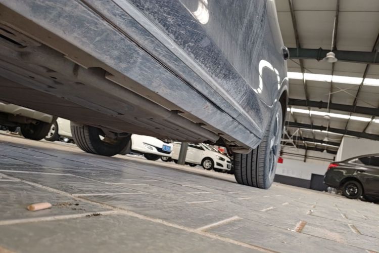 Used BYD Tang New Energy 2023 DM-i Champion Edition 112KM Prestige Model Left Side Sill