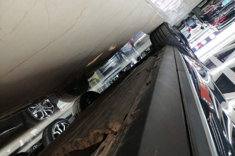 Used BYD Tang New Energy 2023 DM-i Champion Edition 112KM Prestige Model Left Side Sill