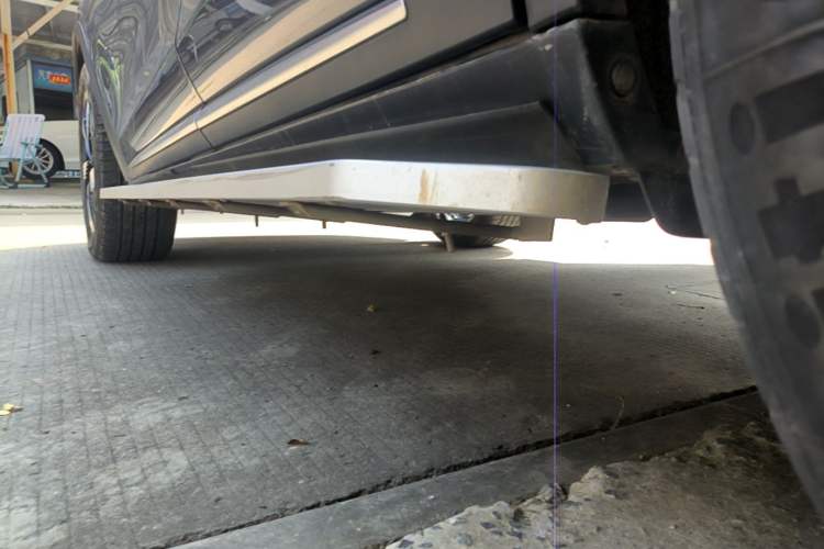Used BYD Tang New Energy 2023 DM-i Champion Edition 112KM Prestige Model Left Side Sill
