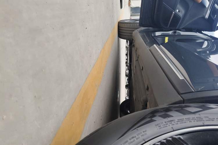 Used BYD Tang New Energy 2023 DM-i Champion Edition 112KM Prestige Model Left Side Sill