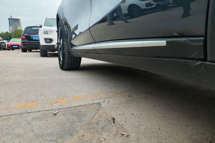 Used BYD Tang New Energy 2023 DM-i Champion Edition 112KM Prestige Model Left Side Sill