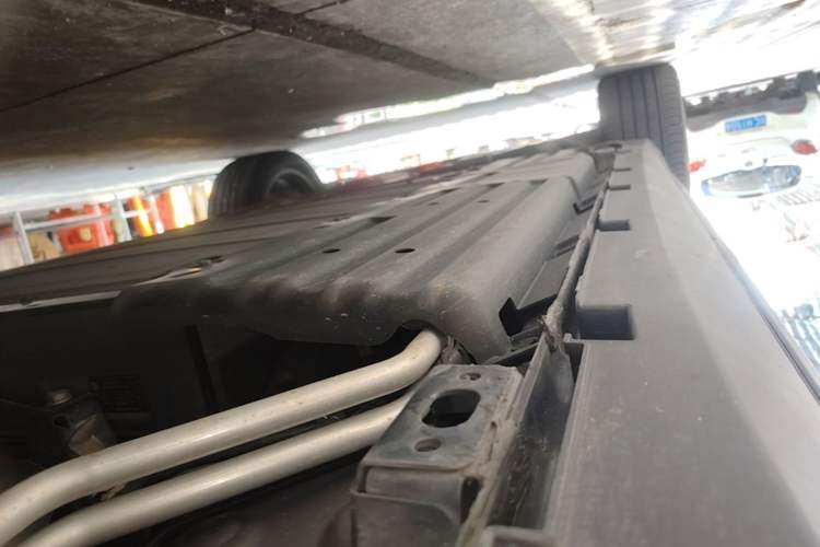 Used BYD Tang New Energy 2023 DM-i Champion Edition 112KM Prestige Model Left Side Sill