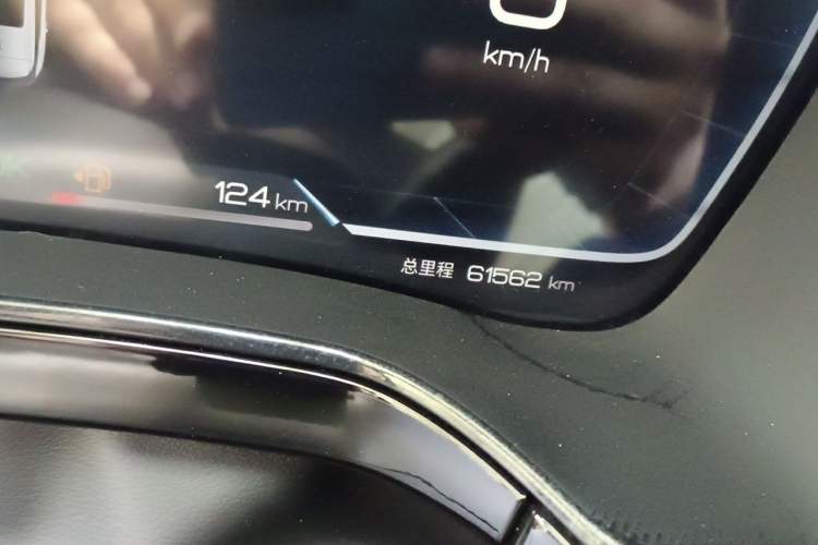 Used BYD Tang New Energy 2023 DM-i Champion Edition 112KM Prestige Model Odometer Close Up