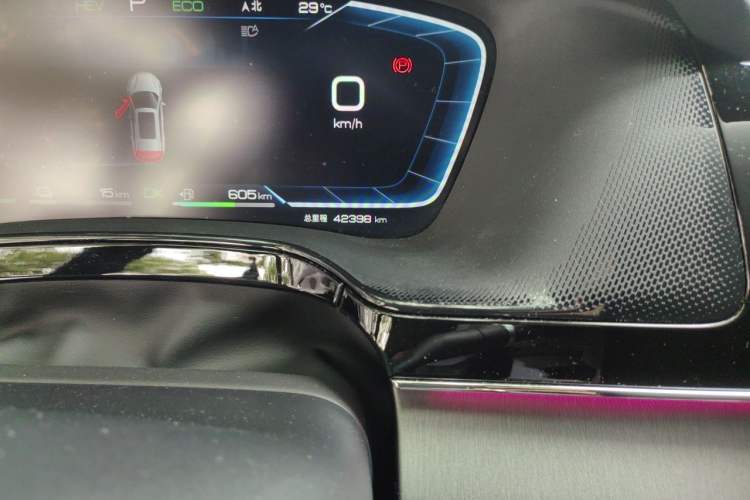 Used BYD Tang New Energy 2023 DM-i Champion Edition 112KM Prestige Model Odometer Close Up
