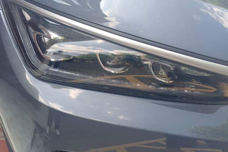 Used BYD Tang New Energy 2023 DM-i Champion Edition 112KM Prestige Model Right Front Headlight