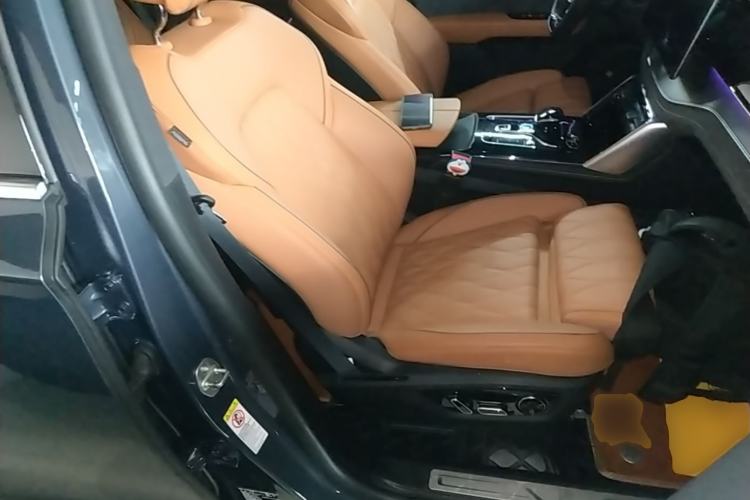Used BYD Tang New Energy 2023 DM-i Champion Edition 112KM Prestige Model Right Front Seat