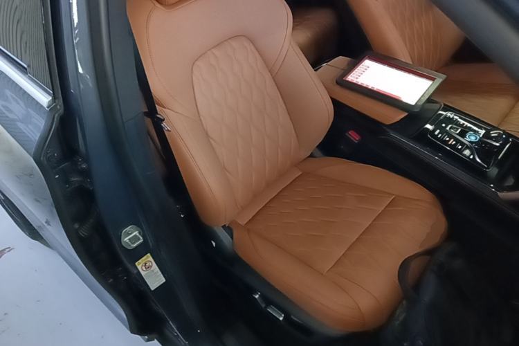 Used BYD Tang New Energy 2023 DM-i Champion Edition 112KM Prestige Model Right Front Seat