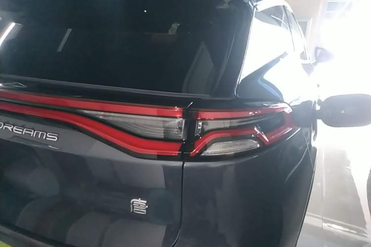 Used BYD Tang New Energy 2023 DM-i Champion Edition 112KM Prestige Model Right Rear Taillight