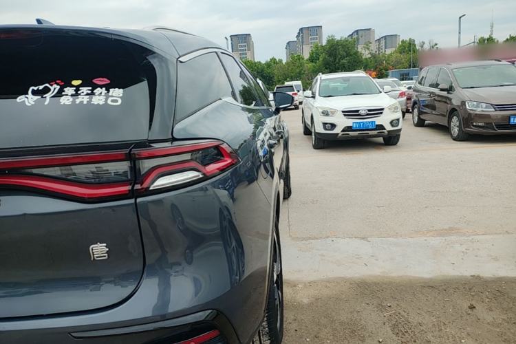 Used BYD Tang New Energy 2023 DM-i Champion Edition 112KM Prestige Model Right Rear Taillight