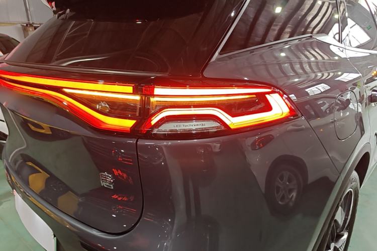 Used BYD Tang New Energy 2023 DM-i Champion Edition 112KM Prestige Model Right Rear Taillight