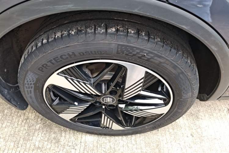 Used BYD Tang New Energy 2023 DM-i Champion Edition 112KM Prestige Model Right Rear Wheel Hub