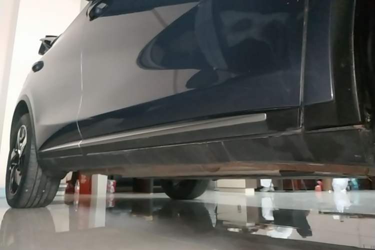 Used BYD Tang New Energy 2023 DM-i Champion Edition 112KM Prestige Model Right Side Sill