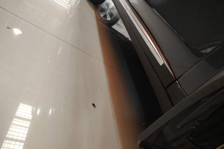 Used BYD Tang New Energy 2023 DM-i Champion Edition 112KM Prestige Model Right Side Sill