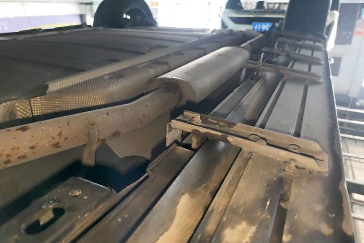 Used BYD Tang New Energy 2023 DM-i Champion Edition 112KM Prestige Model Right Side Sill