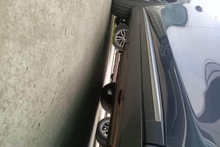 Used BYD Tang New Energy 2023 DM-i Champion Edition 112KM Prestige Model Right Side Sill
