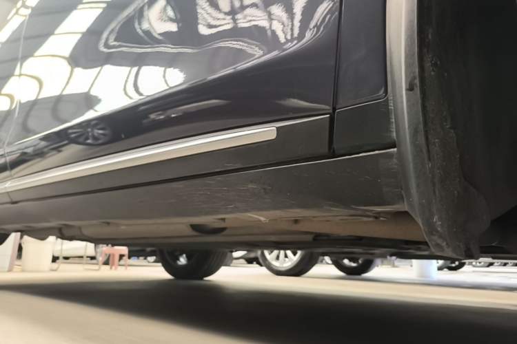 Used BYD Tang New Energy 2023 DM-i Champion Edition 112KM Prestige Model Right Side Sill