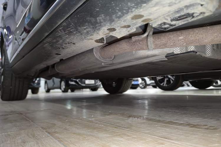 Used BYD Tang New Energy 2023 DM-i Champion Edition 112KM Prestige Model Right Side Sill