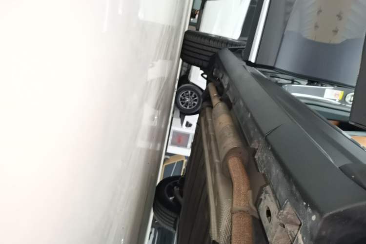 Used BYD Tang New Energy 2023 DM-i Champion Edition 112KM Prestige Model Right Side Sill