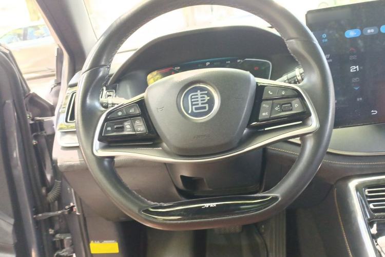 Used BYD Tang New Energy 2023 DM-i Champion Edition 112KM Prestige Model Steering Wheel