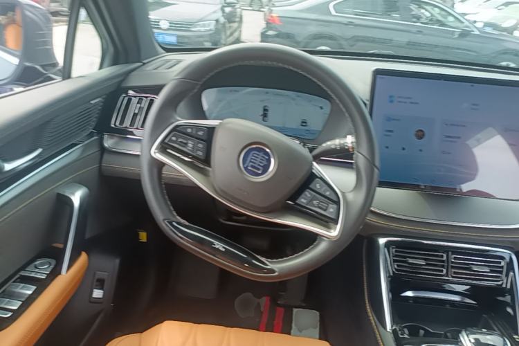 Used BYD Tang New Energy 2023 DM-i Champion Edition 112KM Prestige Model Steering Wheel