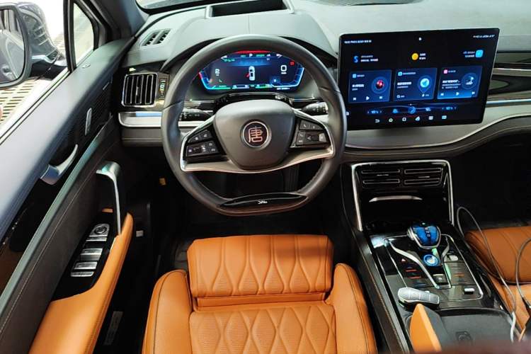 Used BYD Tang New Energy 2023 DM-i Champion Edition 112KM Prestige Model Steering Wheel