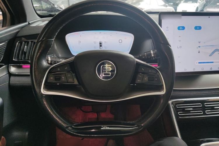 Used BYD Tang New Energy 2023 DM-i Champion Edition 112KM Prestige Model Steering Wheel