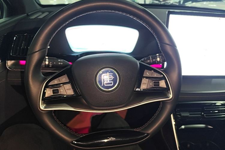 Used BYD Tang New Energy 2023 DM-i Champion Edition 112KM Prestige Model Steering Wheel
