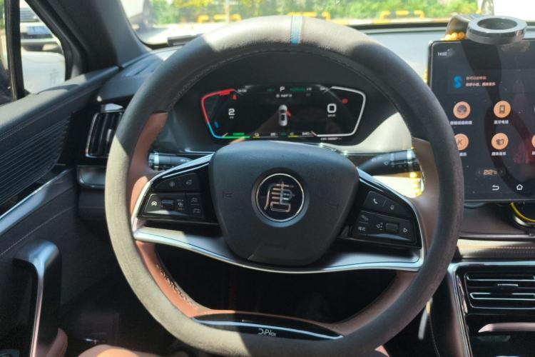 Used BYD Tang New Energy 2023 DM-i Champion Edition 112KM Prestige Model Steering Wheel