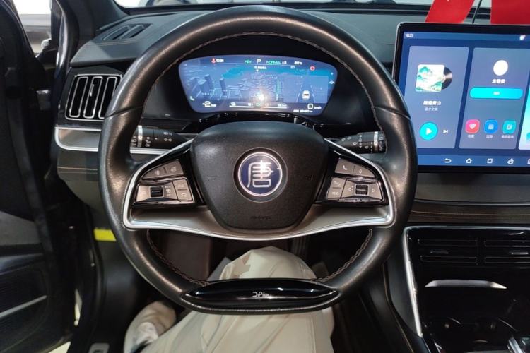 Used BYD Tang New Energy 2023 DM-i Champion Edition 112KM Prestige Model Steering Wheel
