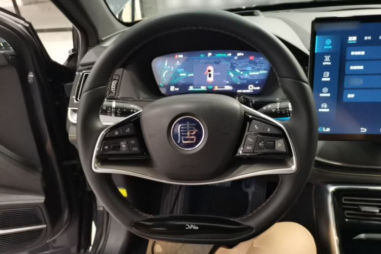 Used BYD Tang New Energy 2023 DM-i Champion Edition 112KM Prestige Model Steering Wheel