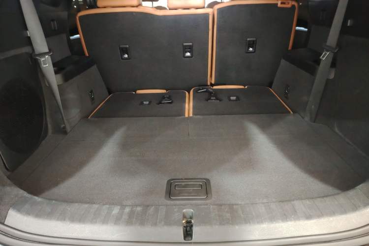Used BYD Tang New Energy 2023 DM-i Champion Edition 112KM Prestige Model Trunk